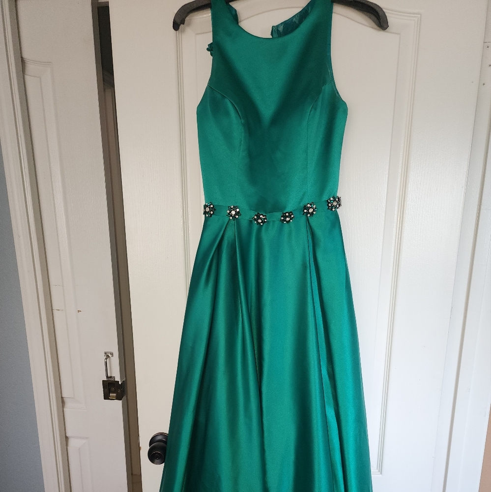 Emerald Green Evening Dress